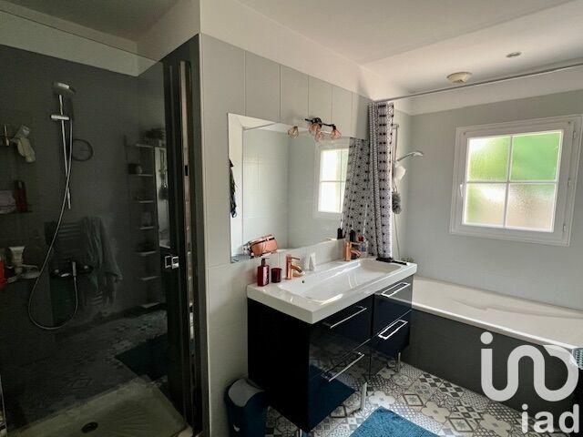 Maison - 92 m² - 4 pièces