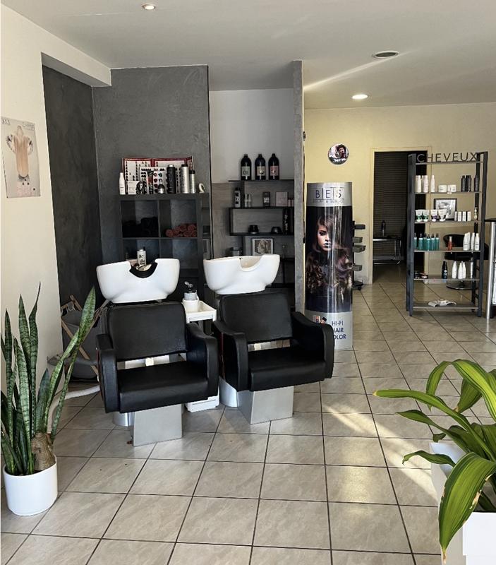 Local commercial - 73 m² - 2 pièces