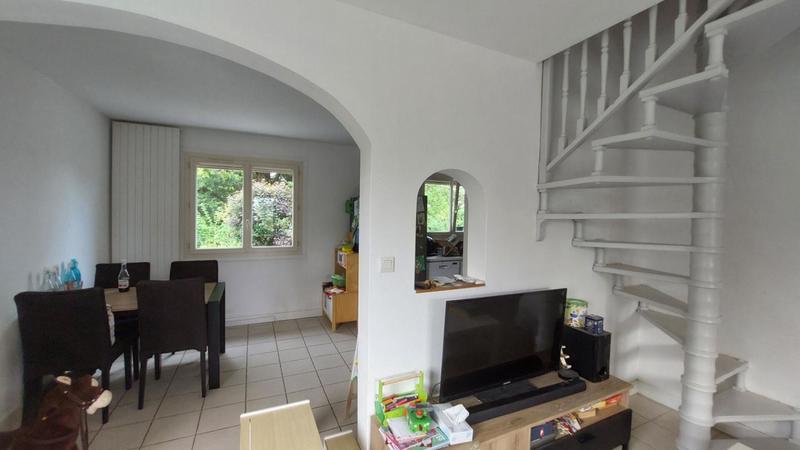 Maison - 123 m² - 7 pièces