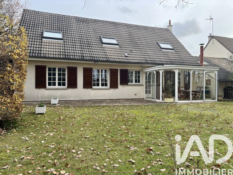 Maison - 171 m² - 8 pièces