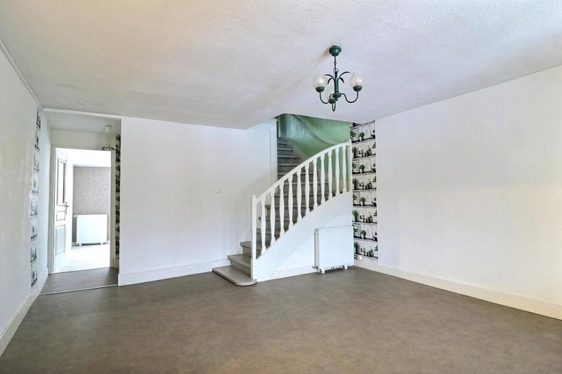 Maison - 150 m² - 7 pièces