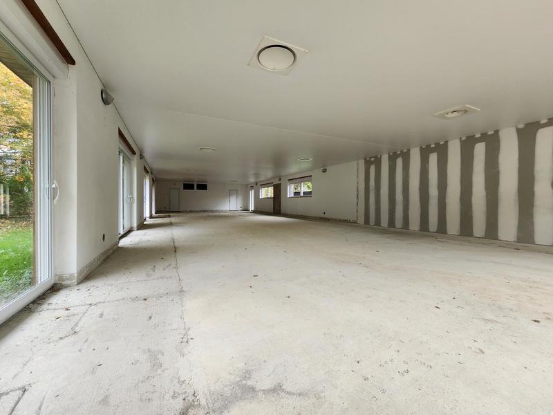 Maison - 232 m² - 2 pièces