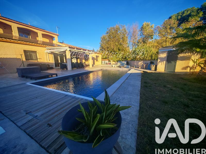 Maison - 180 m² - 7 pièces