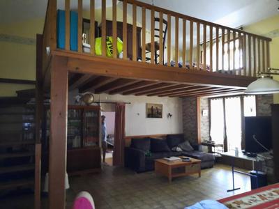 Maison - 202 m² - 8 pièces