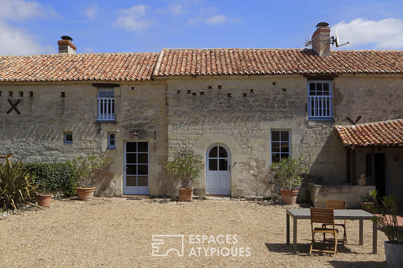 Maison - 260 m² - 9 pièces