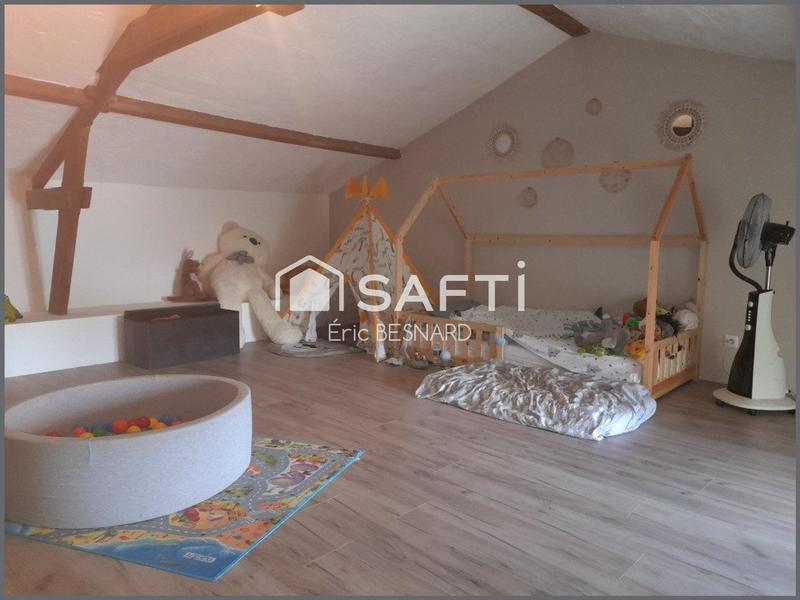 Maison - 168 m² - 7 pièces