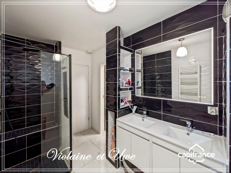 Villa - 159 m² - 8 pièces