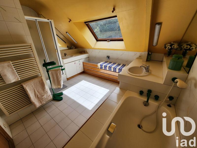 Maison - 409 m² - 17 pièces