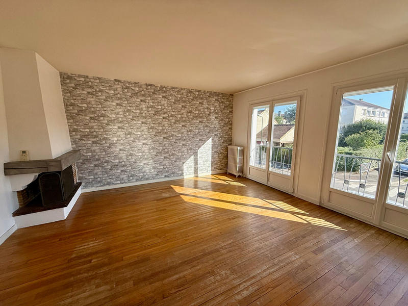 Maison - 85 m² - 4 pièces