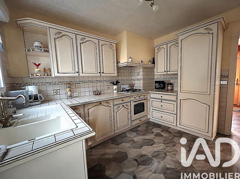 Maison - 101 m² - 6 pièces