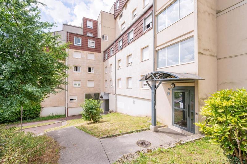 Appartement - 87 m² - 4 pièces