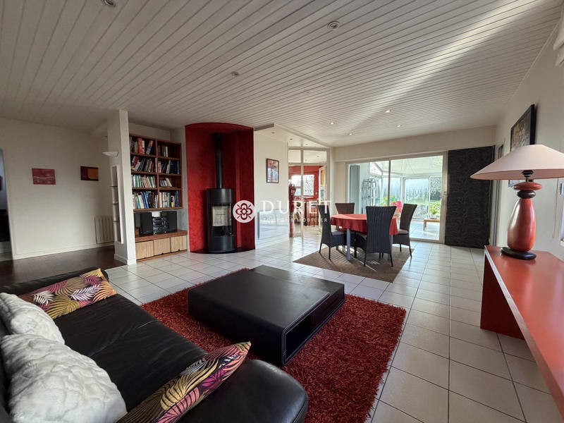 Maison - 139 m² - 9 pièces