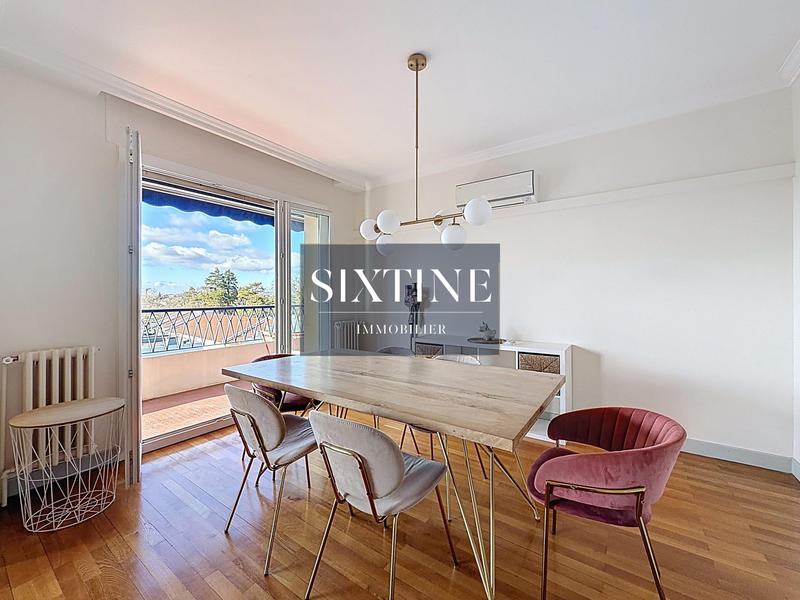 Appartement - 89 m² - 3 pièces