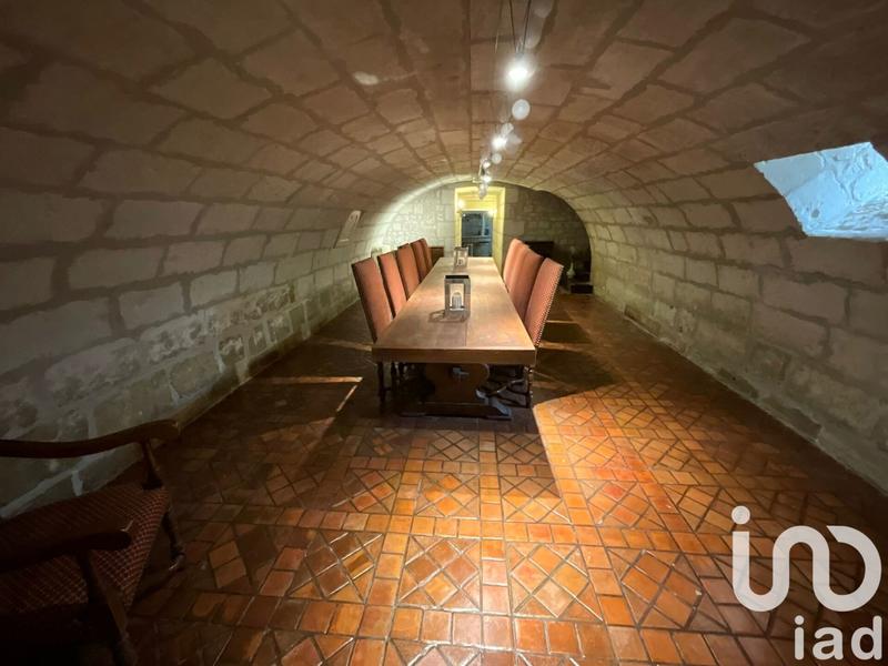 Maison - 656 m² - 10 pièces