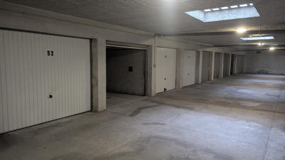 Parking / Garage - 15 m²