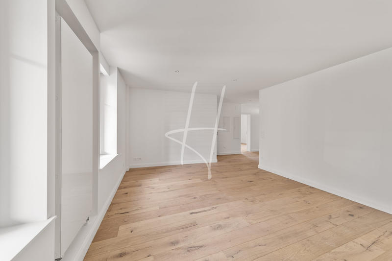 Appartement - 96 m² - 5 pièces