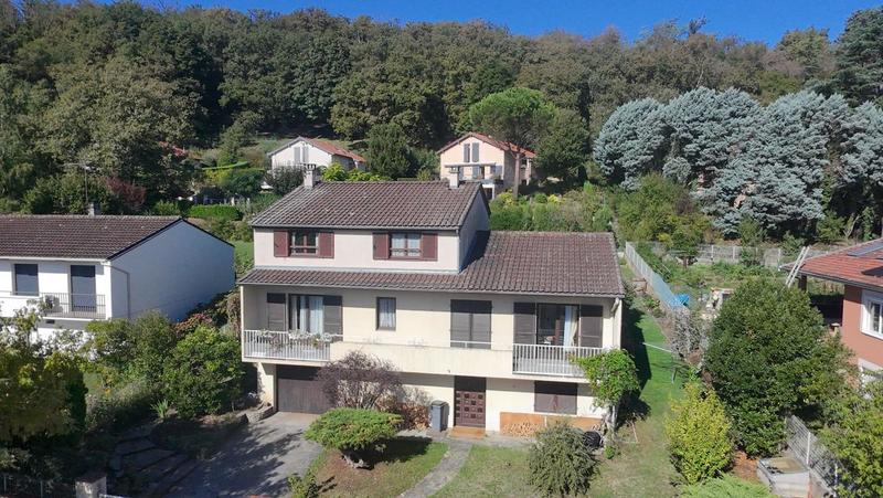 Maison - 185 m² - 8 pièces