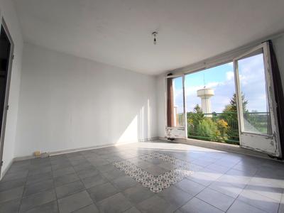 Appartement - 80 m² - 5 pièces