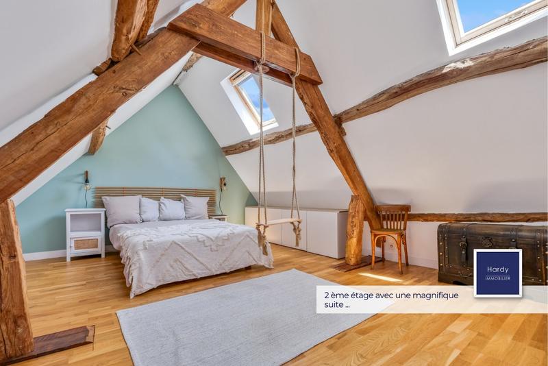 Maison ancienne - 221 m² - 9 pièces