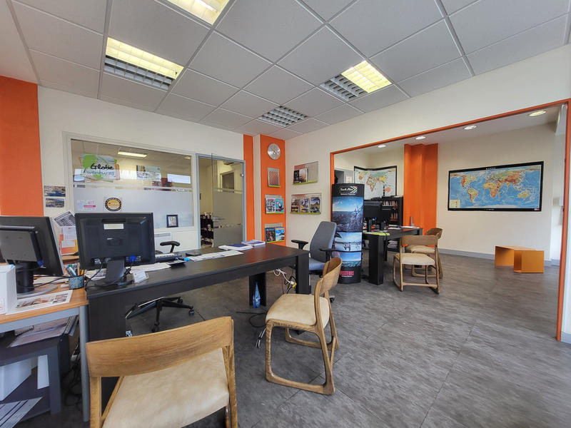 Local commercial - 63 m² - 3 pièces