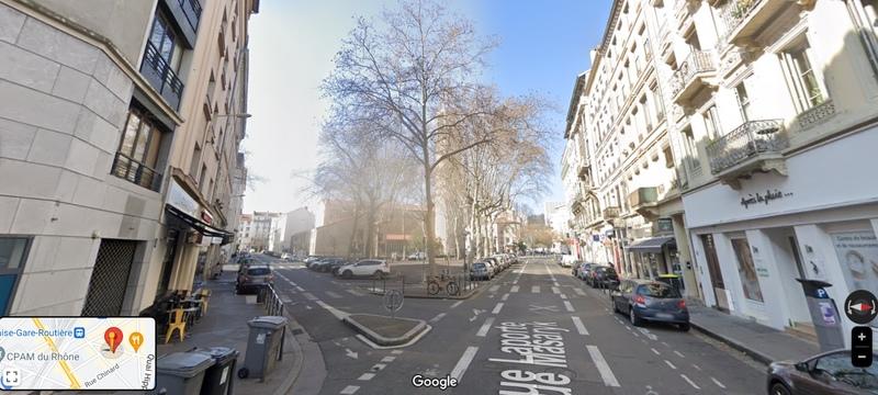 Local commercial - 226 m² - 8 pièces