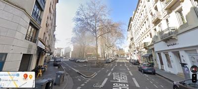 Local commercial - 226 m² - 8 pièces