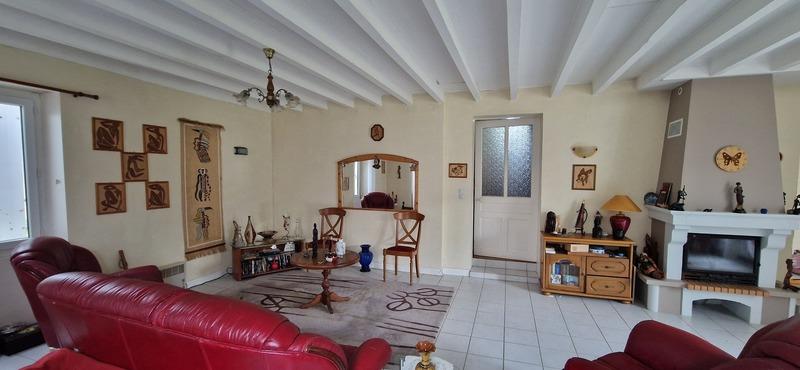 Maison - 200 m² - 6 pièces