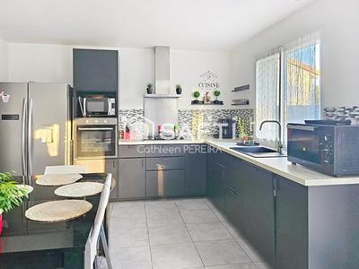 Maison - 107 m² - 5 pièces