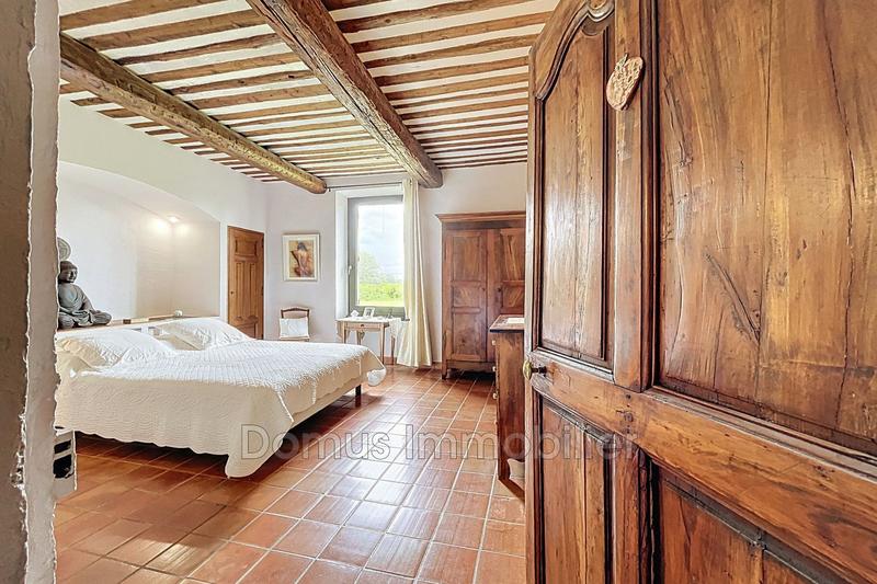 Mas - 141 m² - 6 pièces