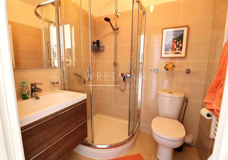 Appartement - 82 m² - 3 pièces