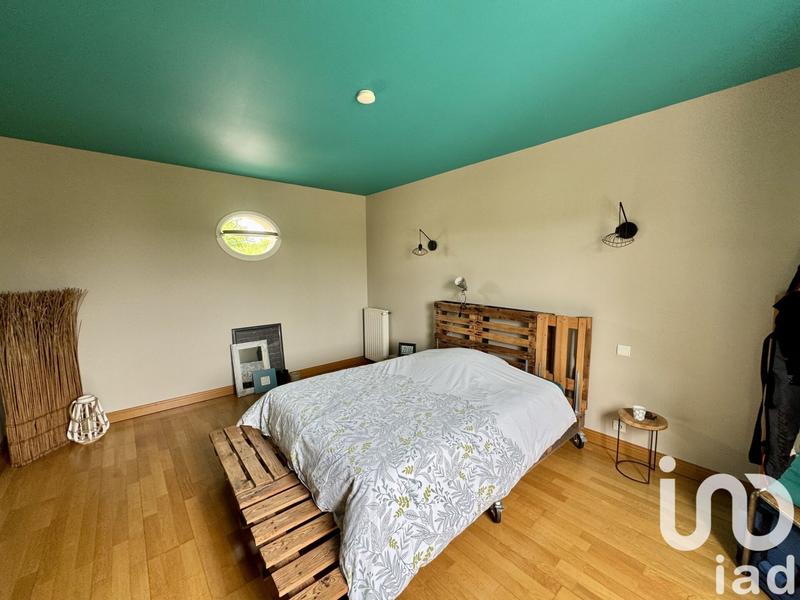 Maison - 200 m² - 7 pièces