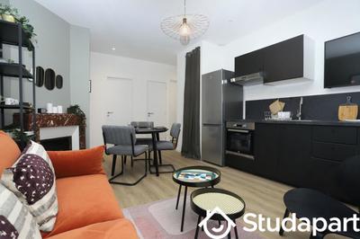 Chambre - 11 m² - 1 pièce