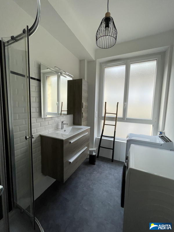 Appartement - 75 m² - 3 pièces