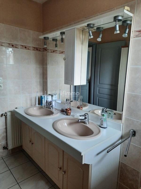 Maison - 138 m² - 5 pièces