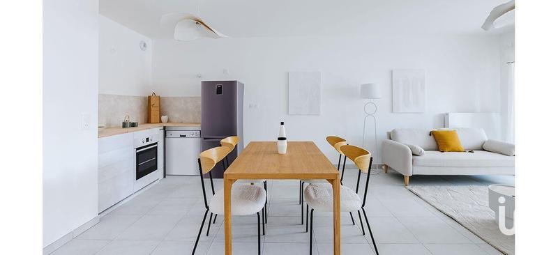 Appartement - 70 m² - 3 pièces