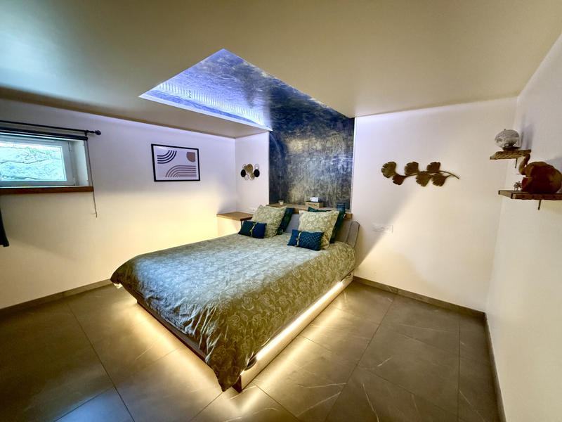 Maison - 185 m² - 5 pièces