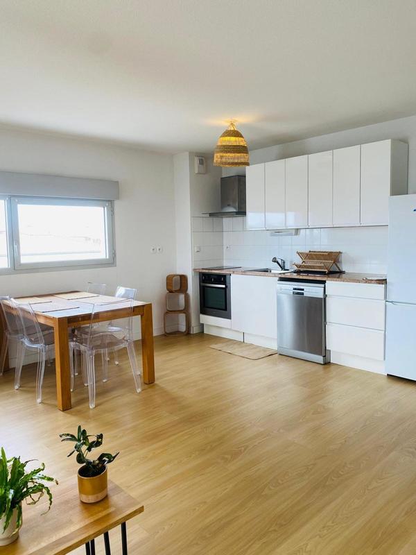 Appartement - 81 m² - 4 pièces