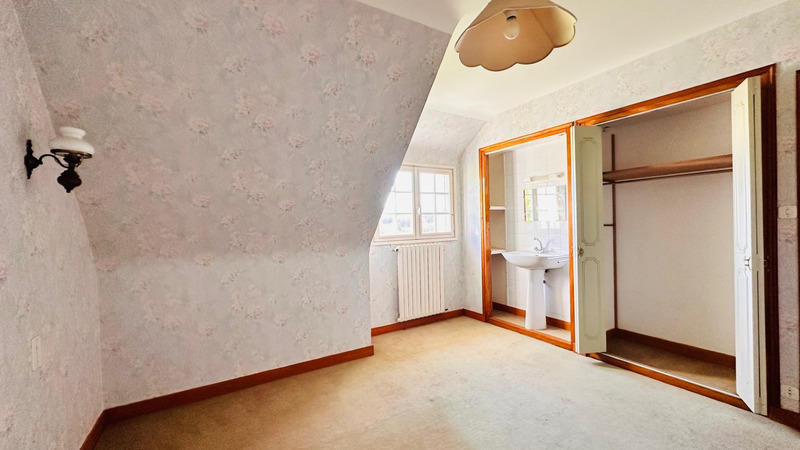 Maison - 170 m² - 7 pièces