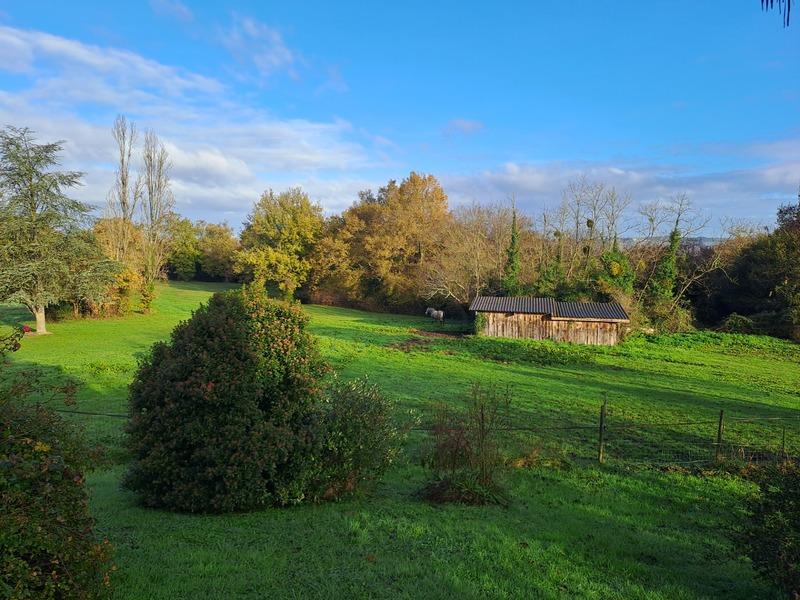 Maison - 227 m² - 7 pièces