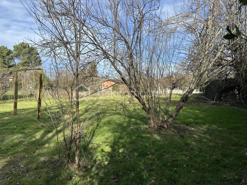 Terrain constructible - 1 150 m²