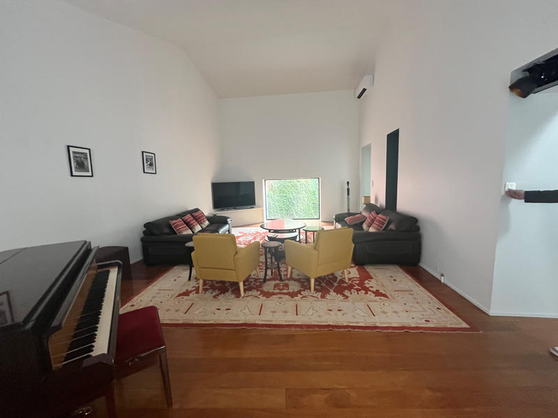 Maison - 167 m² - 5 pièces