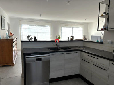 Maison contemporaine - 140 m² - 7 pièces