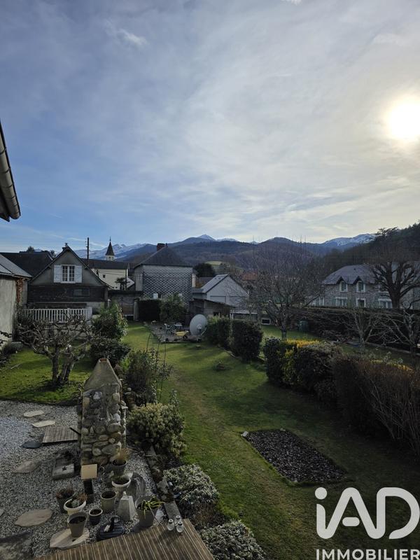 Maison - 212 m² - 5 pièces