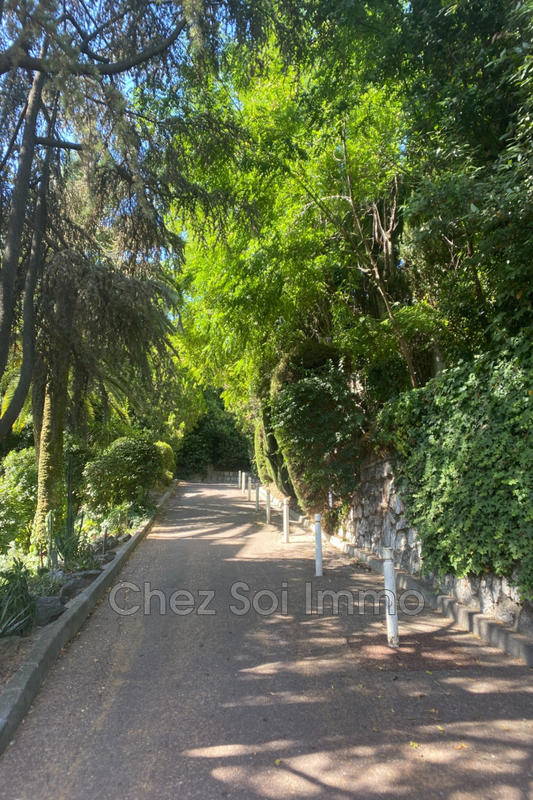 Appartement - 112 m² - 4 pièces