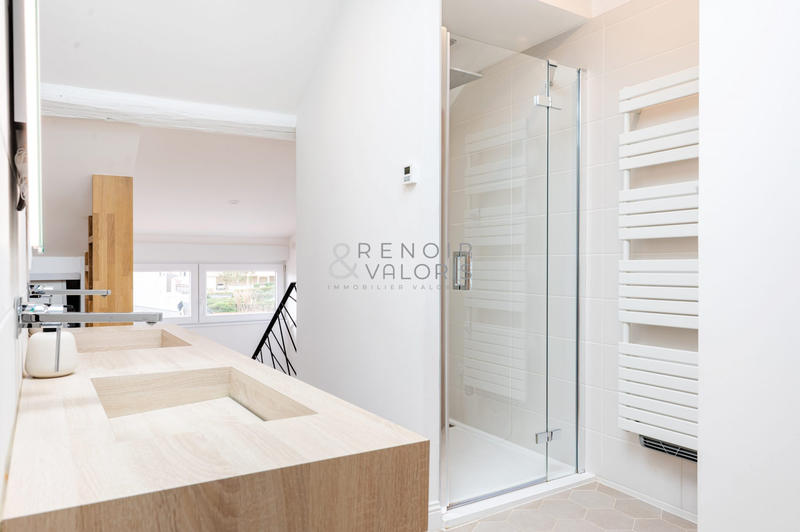 Maison - 157 m² - 5 pièces