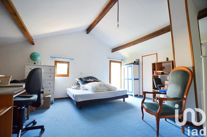 Maison - 104 m² - 4 pièces