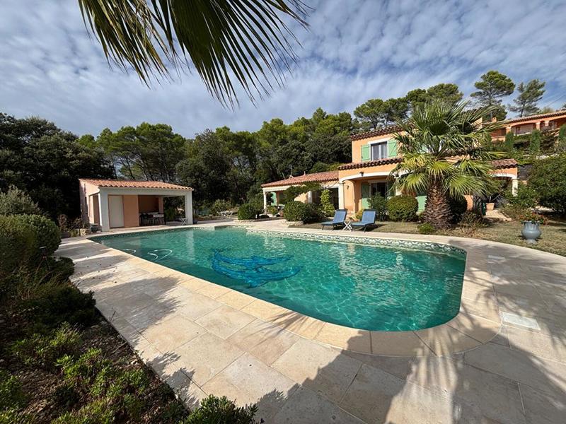 Villa - 142 m² - 6 pièces