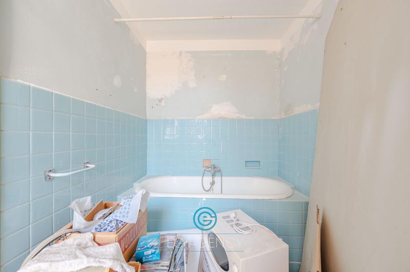 Maison - 280 m² - 7 pièces