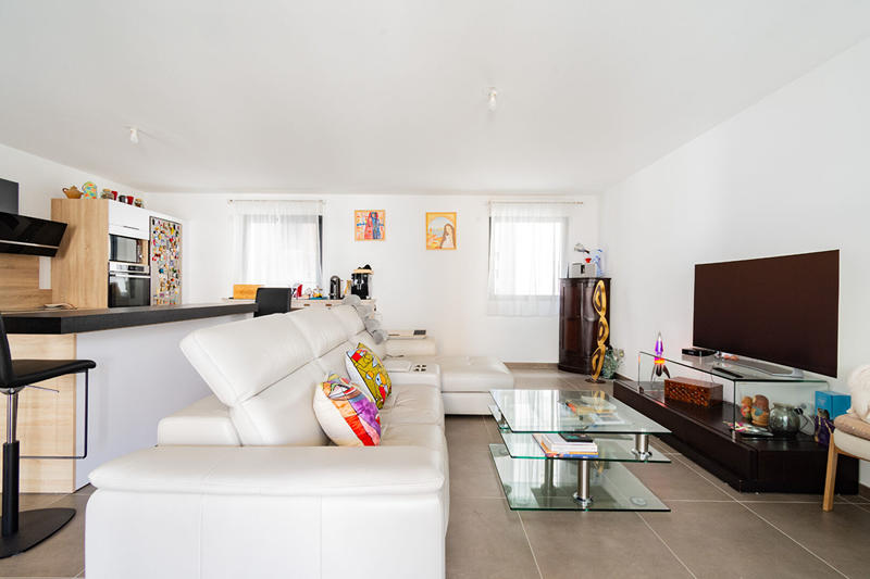 Appartement - 96 m² - 4 pièces