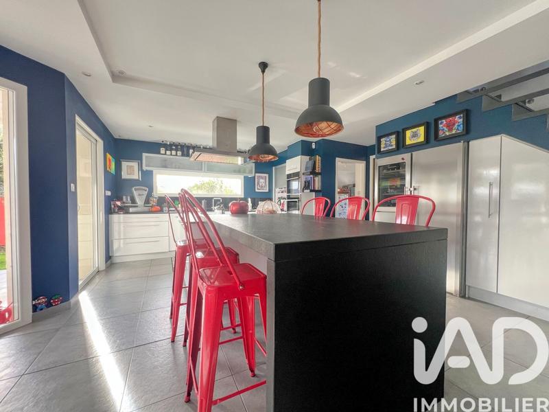 Maison de maîtres - 220 m² - 7 pièces